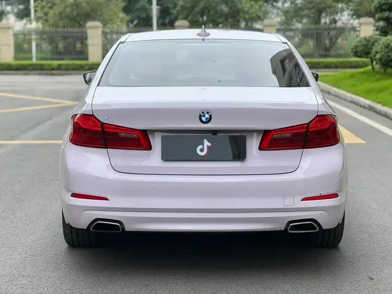 BMW 5 Series 2018 528Li Launch Special Edition — миниатюра 6
