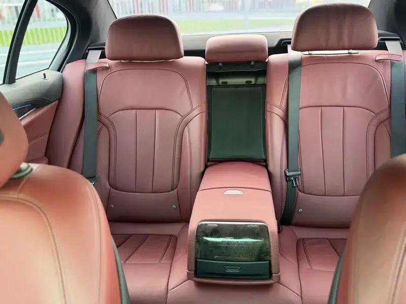 2020 BMW 5 Series 530Li xDrive M Sport Package — миниатюра 11