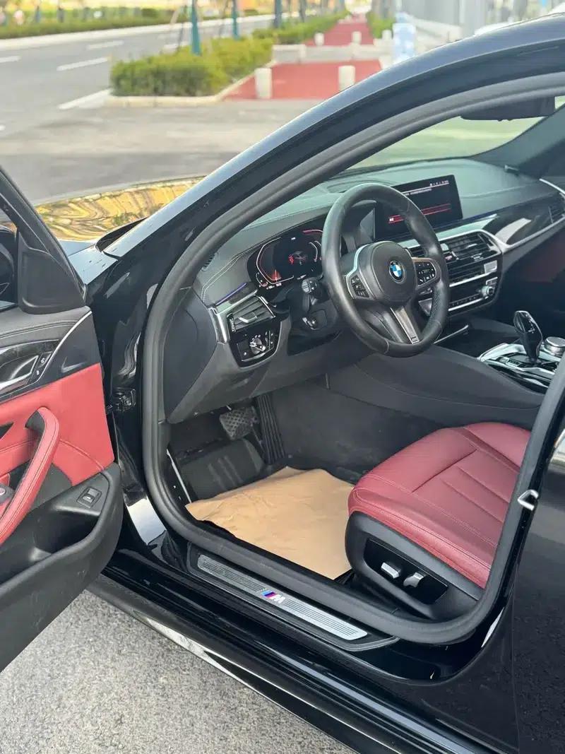 2020 BMW 5 Series 530Li xDrive M Sport Package — миниатюра 7