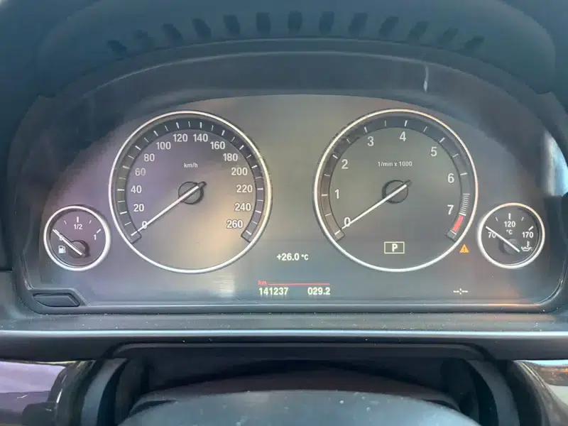 2014 BMW 5 Series 525Li Leading Edition — миниатюра 11