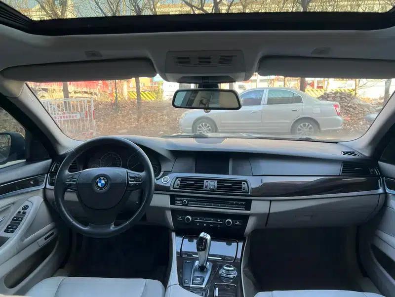BMW 5 Series 2012 523Li Leading Edition — миниатюра 30