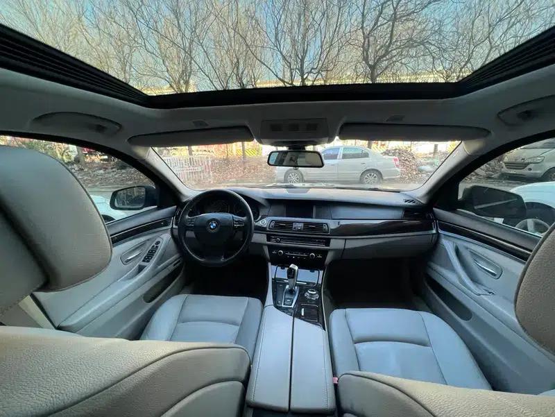 BMW 5 Series 2012 523Li Leading Edition — миниатюра 35