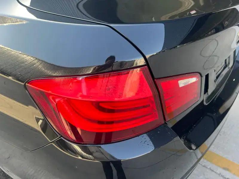 BMW 5 Series 2012 523Li Leading Edition — миниатюра 10
