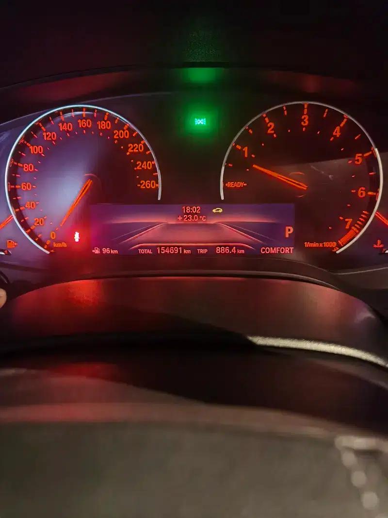 BMW 5 Series 2018 528Li Launch Special Edition — миниатюра 9