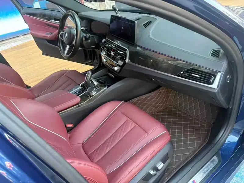 2021 BMW 5 Series 525Li M Sport Package — миниатюра 11