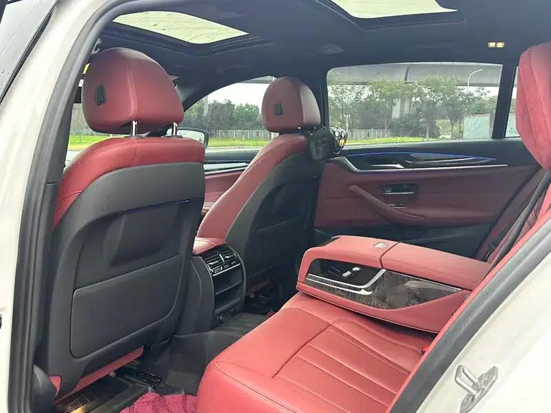 2018 BMW 5 Series Facelift 530Li Leading Edition M Sport Package — миниатюра 16