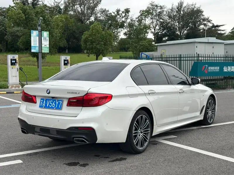 2018 BMW 5 Series Facelift 530Li Leading Edition M Sport Package — миниатюра 5