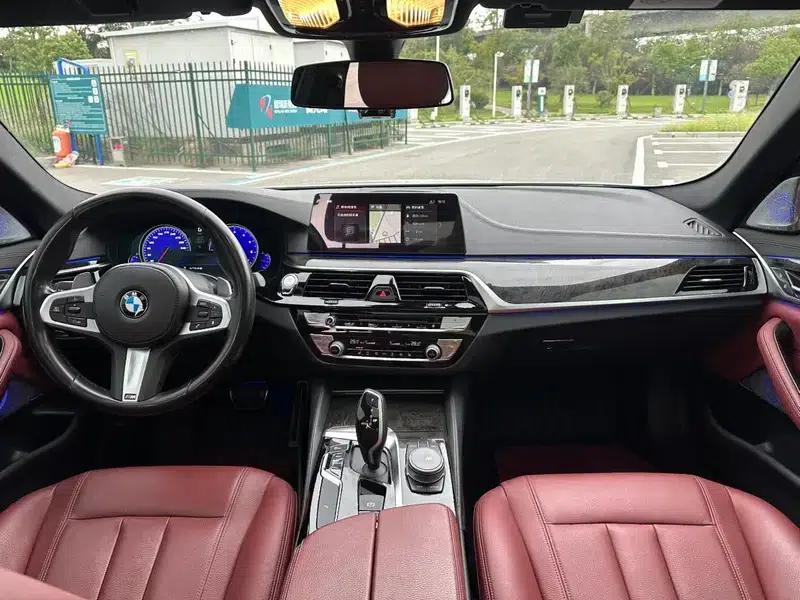 2018 BMW 5 Series Facelift 530Li Leading Edition M Sport Package — миниатюра 10