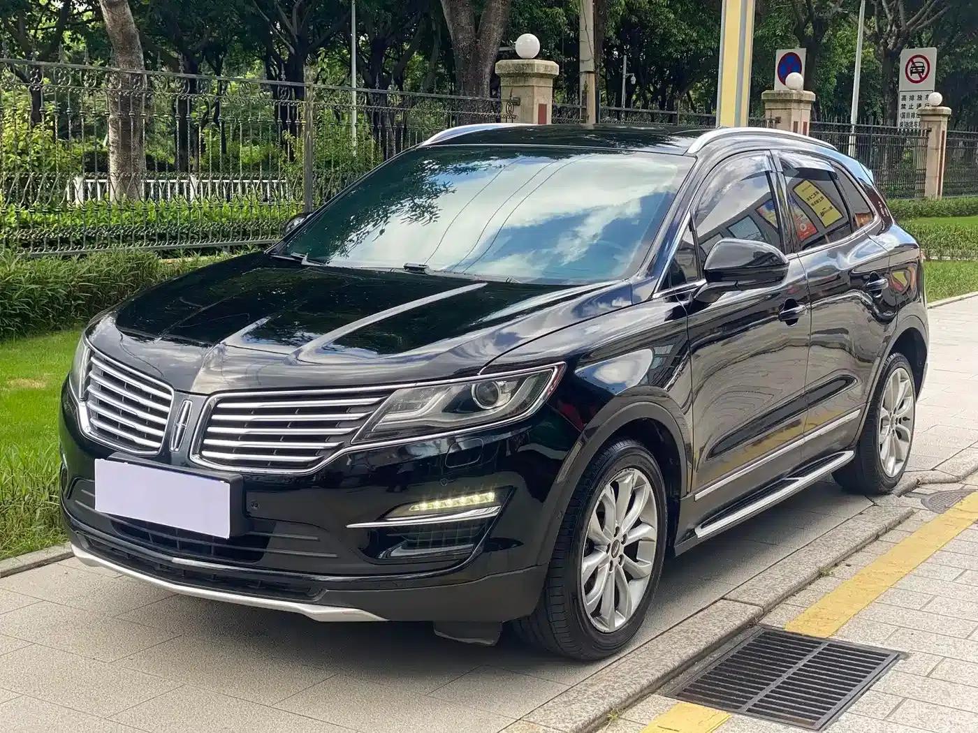 Lincoln MKC 2014 2.0T 2WD Premium Edition — миниатюра 1