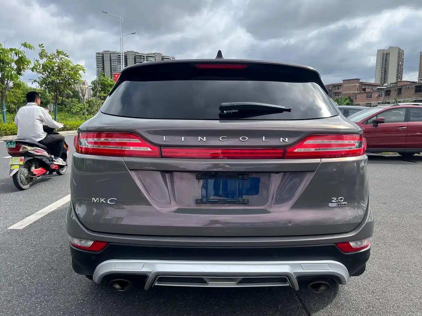 Lincoln MKC 2014 2.0T Two-Wheel Drive Premium Edition — миниатюра 4
