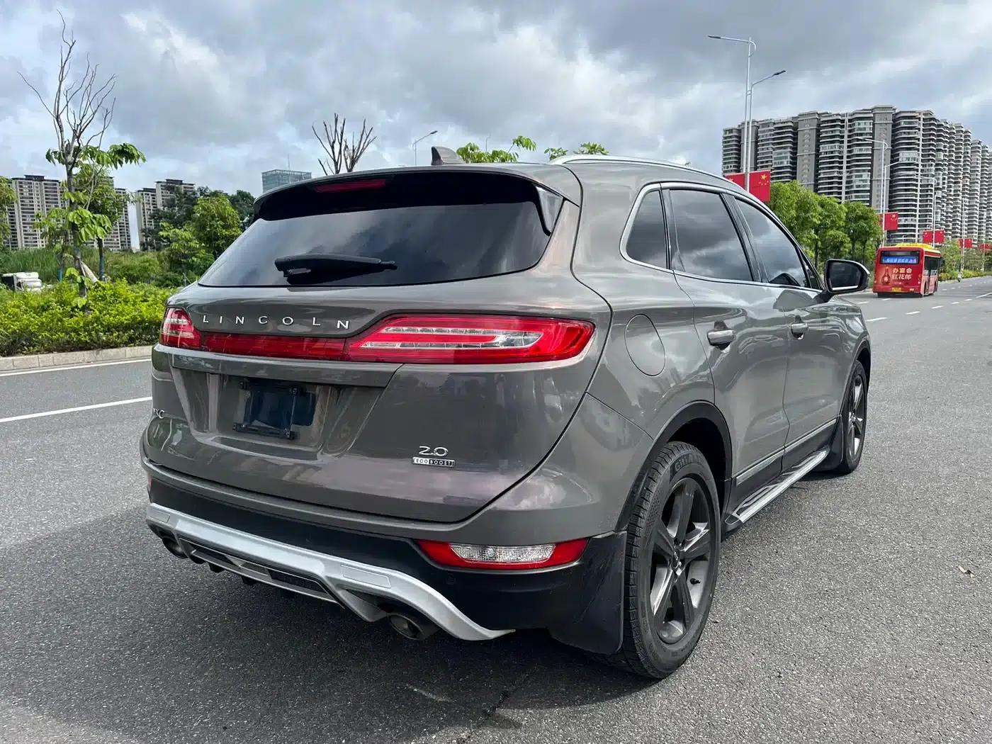 Lincoln MKC 2014 2.0T Two-Wheel Drive Premium Edition — миниатюра 5