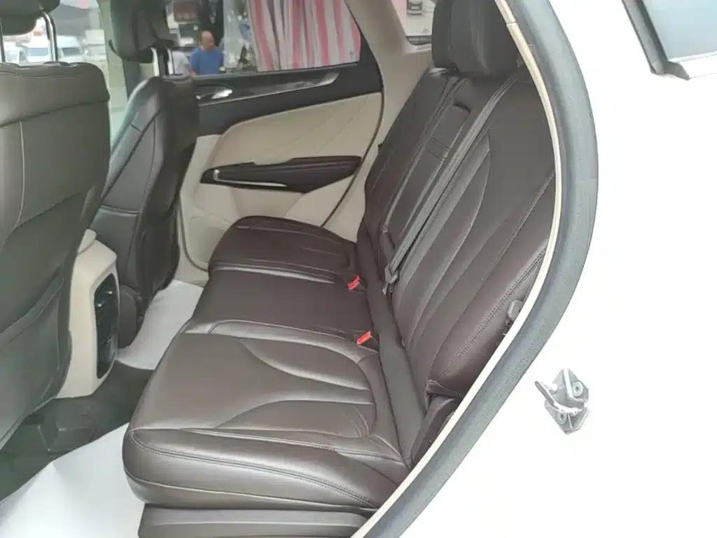 Lincoln MKC 2018 2.0T 2WD Premium Edition — миниатюра 17