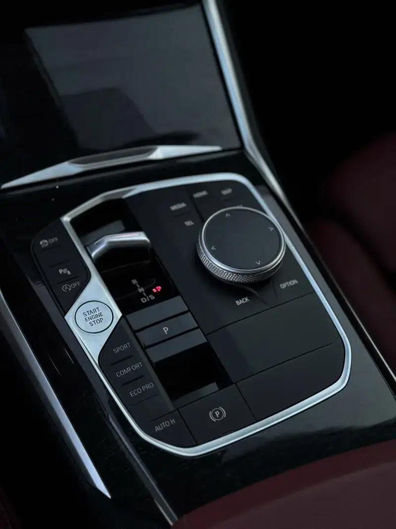 2023 BMW 3 Series 325i M Sport Package — миниатюра 11