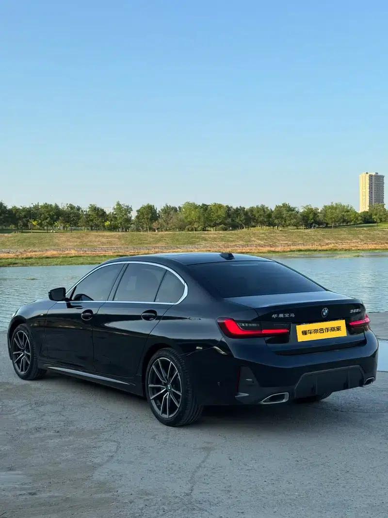 2023 BMW 3 Series 325i M Sport Package — миниатюра 3