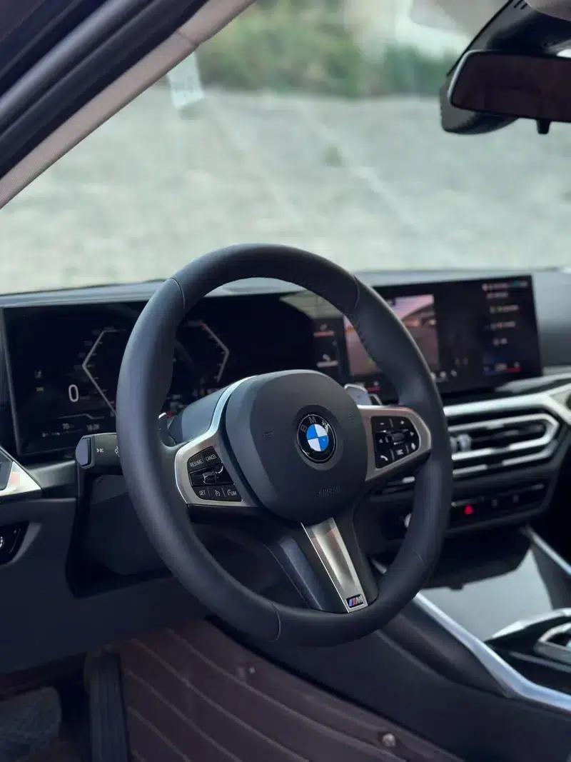 2023 BMW 3 Series 325i M Sport Package — миниатюра 10