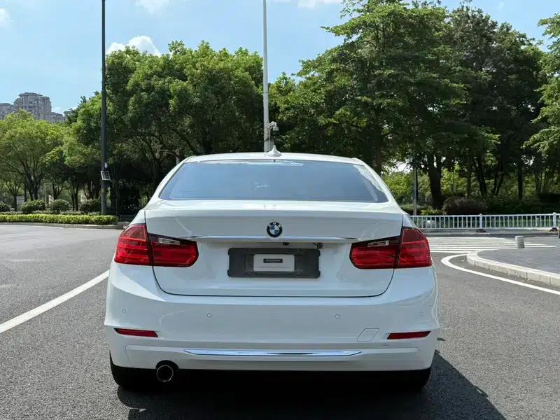 BMW 3 Series 2014 320Li Fashion Edition — миниатюра 5