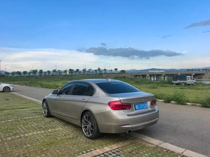 2017 BMW 3 Series 318Li Fashion Edition — миниатюра 4
