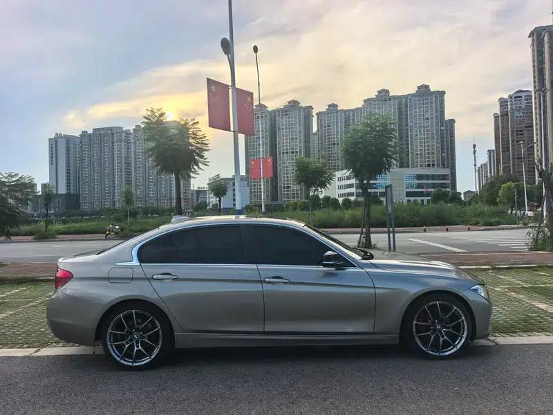 2017 BMW 3 Series 318Li Fashion Edition — миниатюра 6