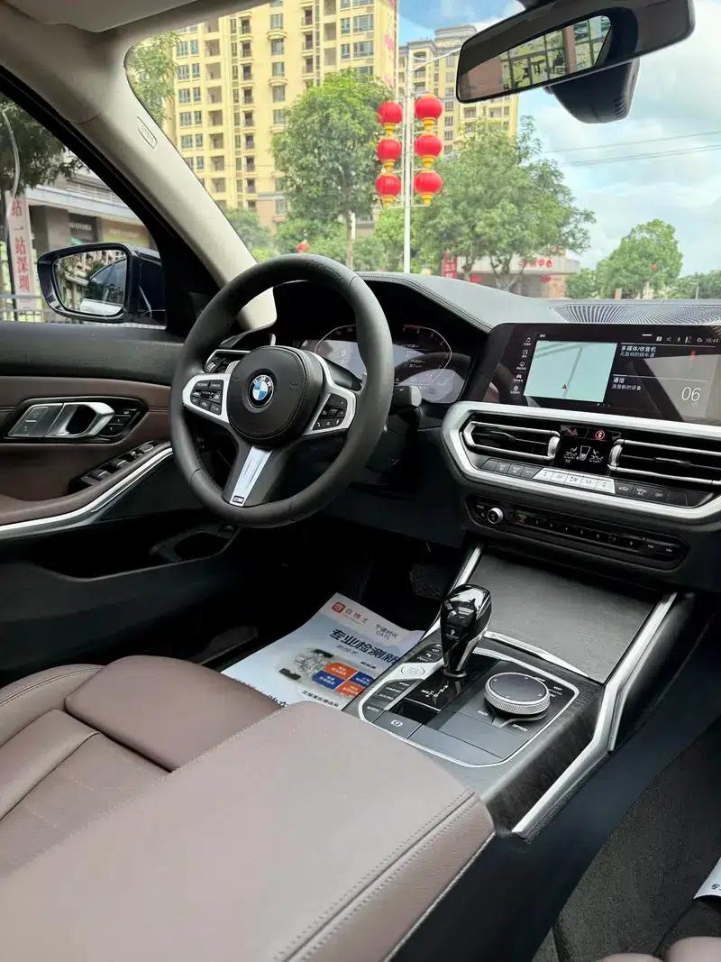 2021 BMW 3 Series 330Li xDrive M Sport Shadow Edition — миниатюра 22