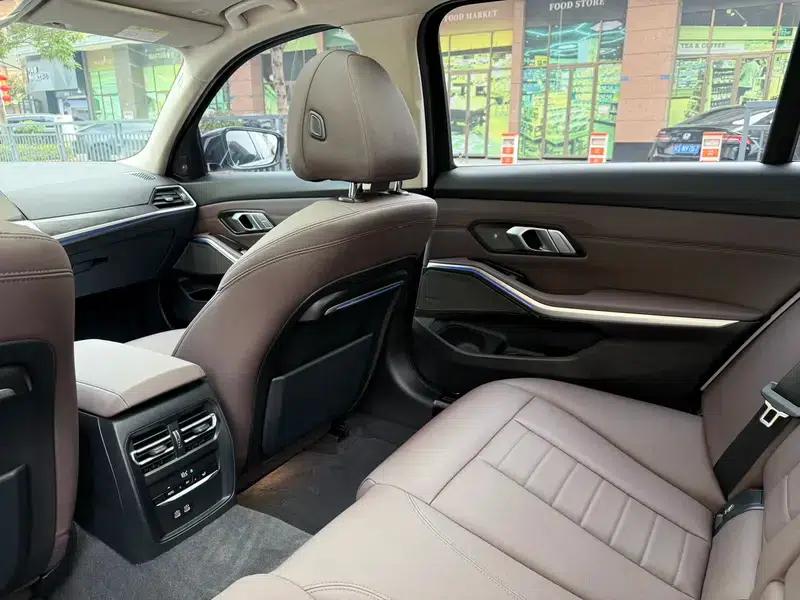 2021 BMW 3 Series 330Li xDrive M Sport Shadow Edition — миниатюра 10