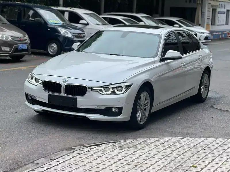 2015 BMW 3 Series 320Li Luxury Design Package — миниатюра 1