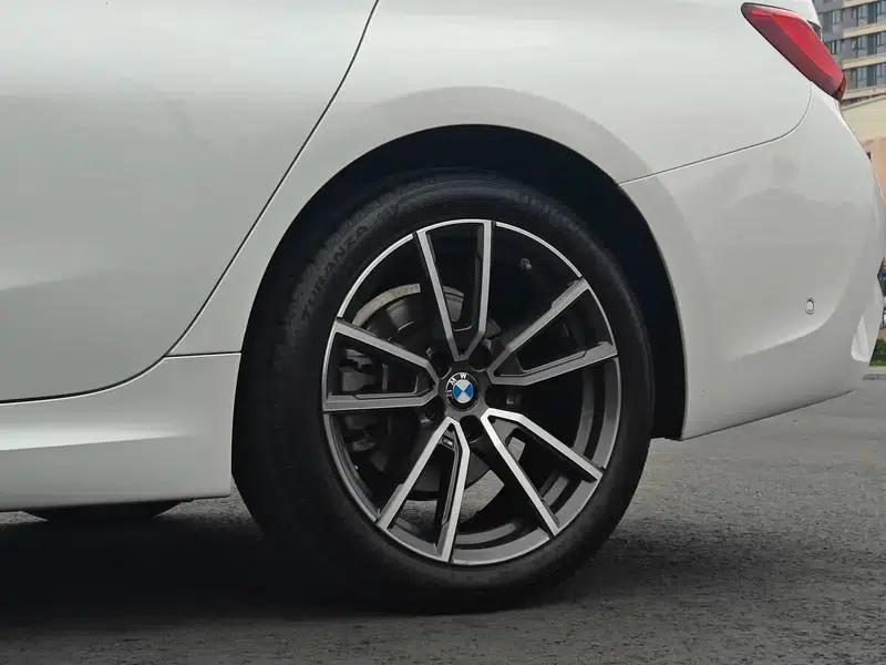 2020 BMW 3 Series Facelift 325Li M Sport Package — миниатюра 11