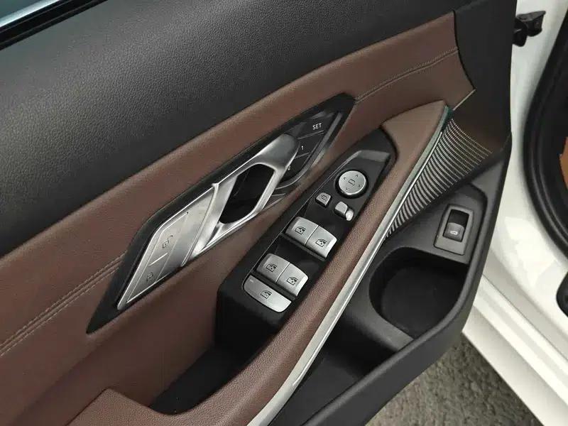 2020 BMW 3 Series Facelift 325Li M Sport Package — миниатюра 27