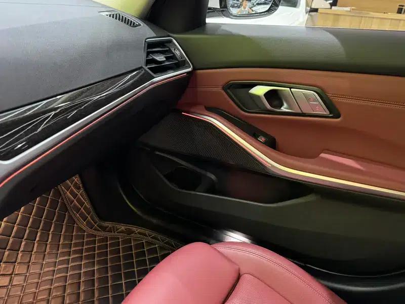 2022 BMW 3 Series 325Li M Sport Package — миниатюра 11