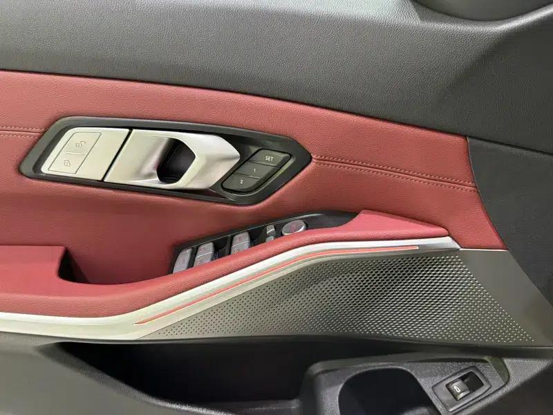 2022 BMW 3 Series 325Li M Sport Package — миниатюра 26
