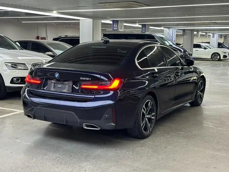 2023 BMW 3 Series 325i M Sport Package — миниатюра 6