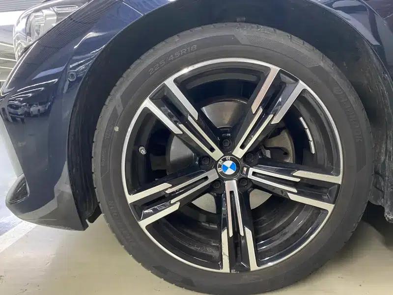2023 BMW 3 Series 325i M Sport Package — миниатюра 8