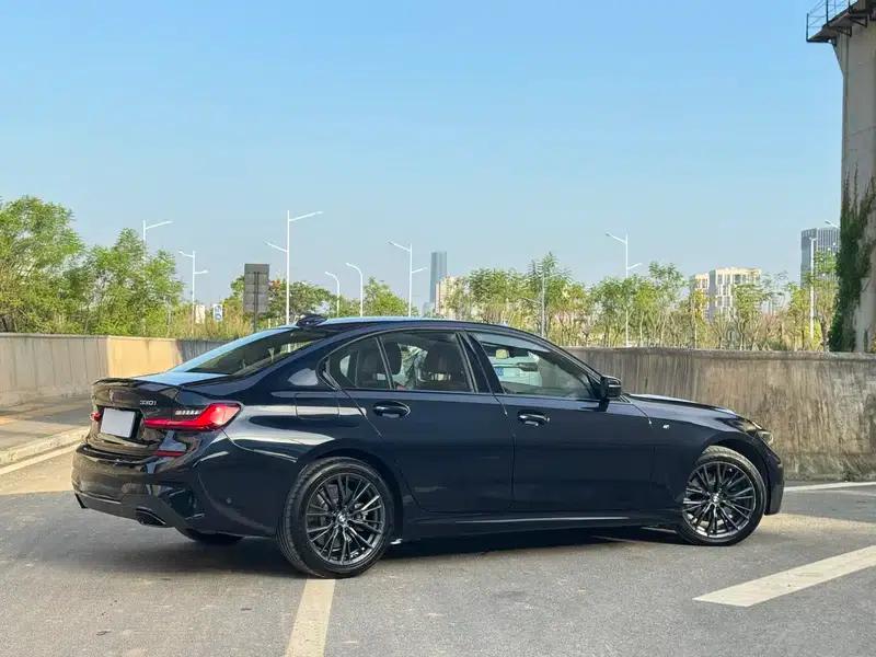 2021 BMW 3 Series Facelift 330i M Sport Shadow Edition — миниатюра 6