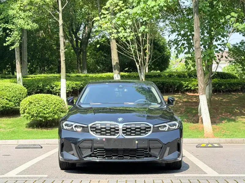 2023 BMW 3 Series 325Li M Sport Package — миниатюра 2