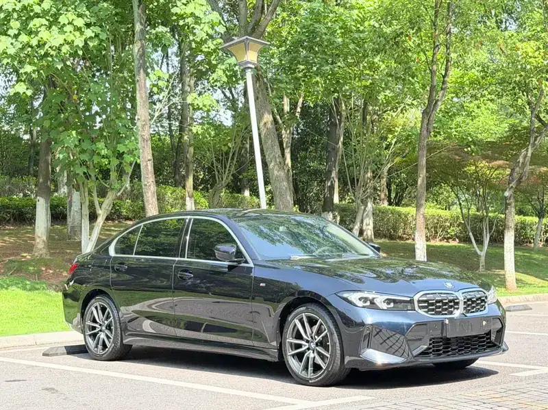 2023 BMW 3 Series 325Li M Sport Package — миниатюра 3