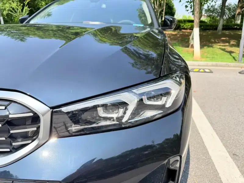 2023 BMW 3 Series 325Li M Sport Package — миниатюра 7