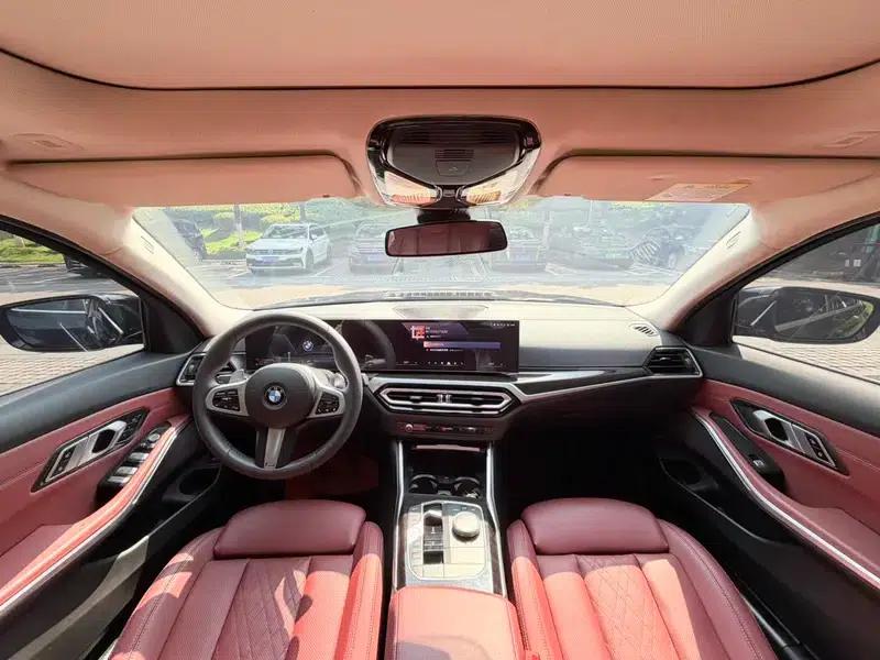 2023 BMW 3 Series 325Li M Sport Package — миниатюра 10