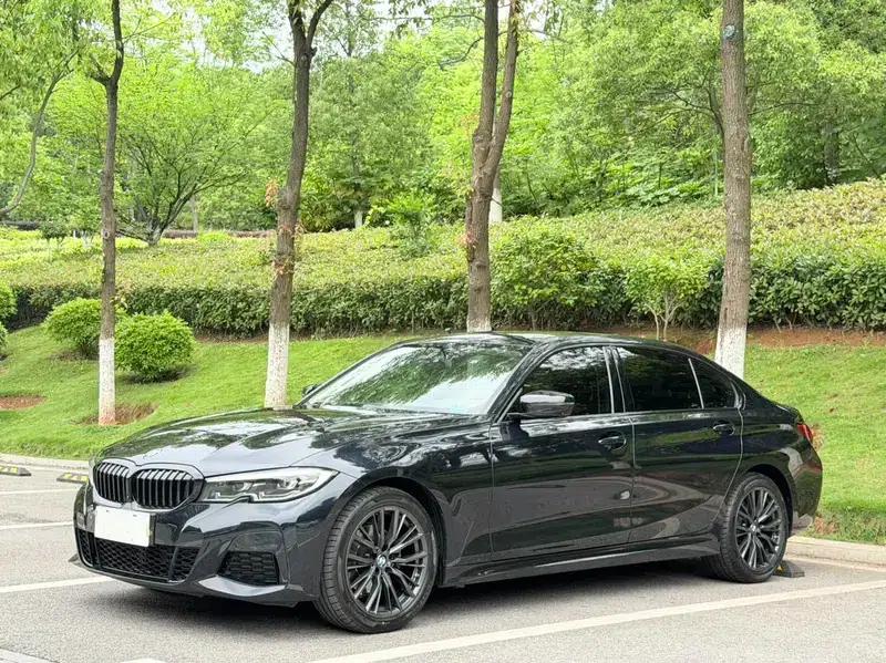 2022 BMW 3 Series 325Li M Sport Package — миниатюра 1