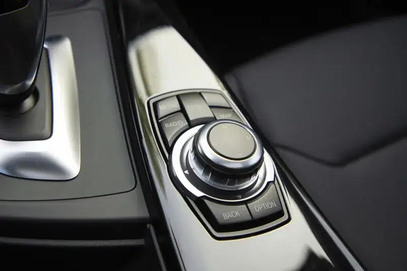 2016 BMW 3 Series 320Li Fashion Edition — миниатюра 16