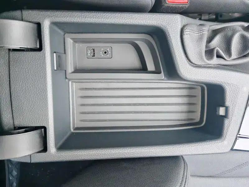 2016 BMW 3 Series 320Li Fashion Edition — миниатюра 29