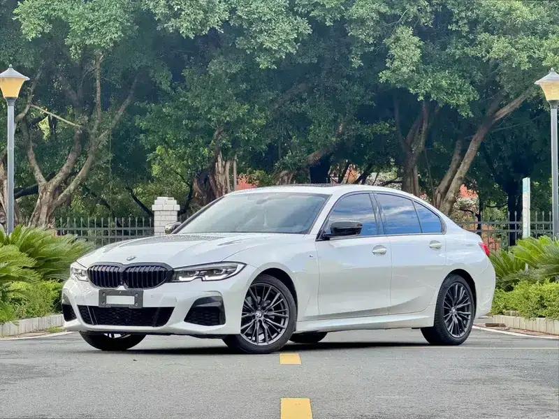 2020 BMW 3 Series Facelift 325i M Sport Shadow Edition — миниатюра 1
