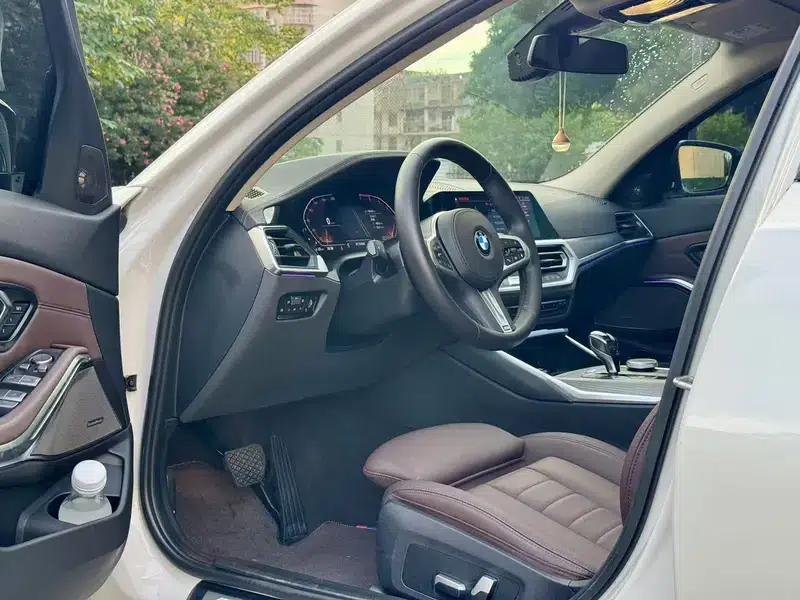 2020 BMW 3 Series Facelift 325i M Sport Shadow Edition — миниатюра 11
