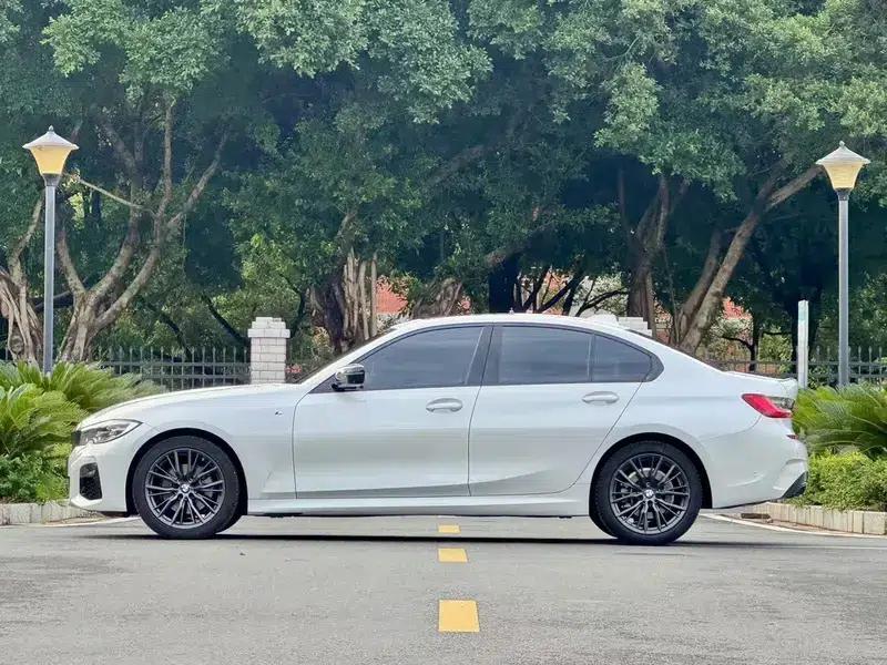 2020 BMW 3 Series Facelift 325i M Sport Shadow Edition — миниатюра 3