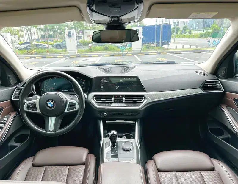 2022 BMW 3 Series 325i M Sport Shadow Edition — миниатюра 17
