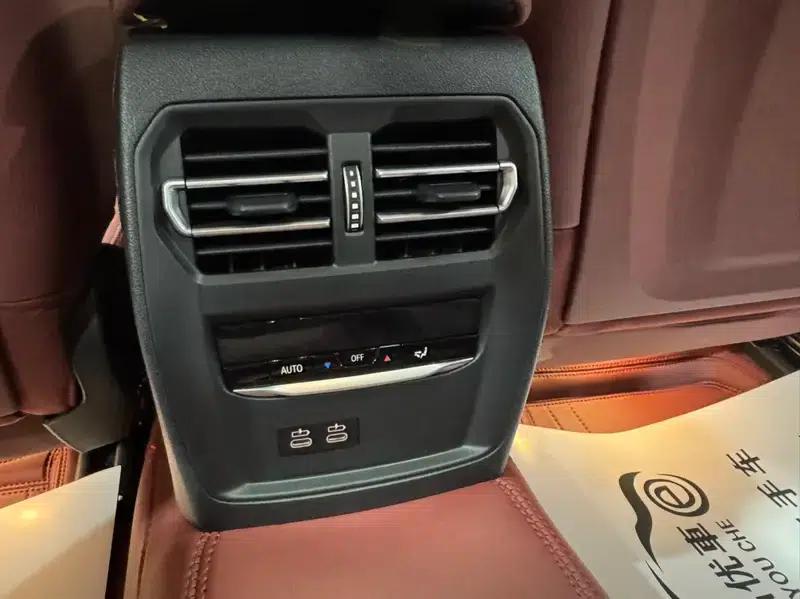 2023 BMW 3 Series 325Li M Sport Package — миниатюра 11