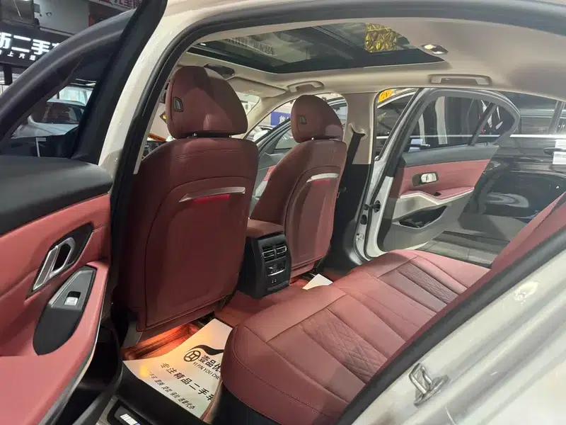 2023 BMW 3 Series 325Li M Sport Package — миниатюра 21