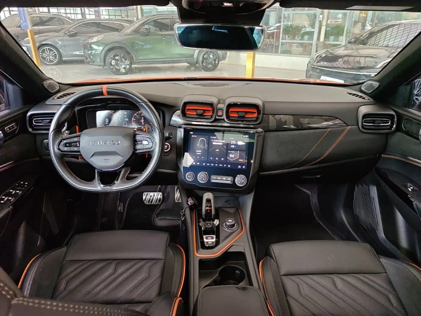 Lynk & Co 02 Hatchback 2021 2.0TD Halo Driving Control Kit Edition — миниатюра 12
