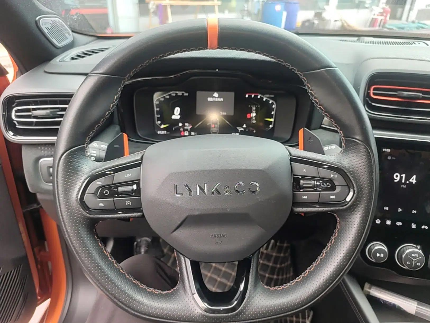 Lynk & Co 02 Hatchback 2021 2.0TD Halo — миниатюра 18