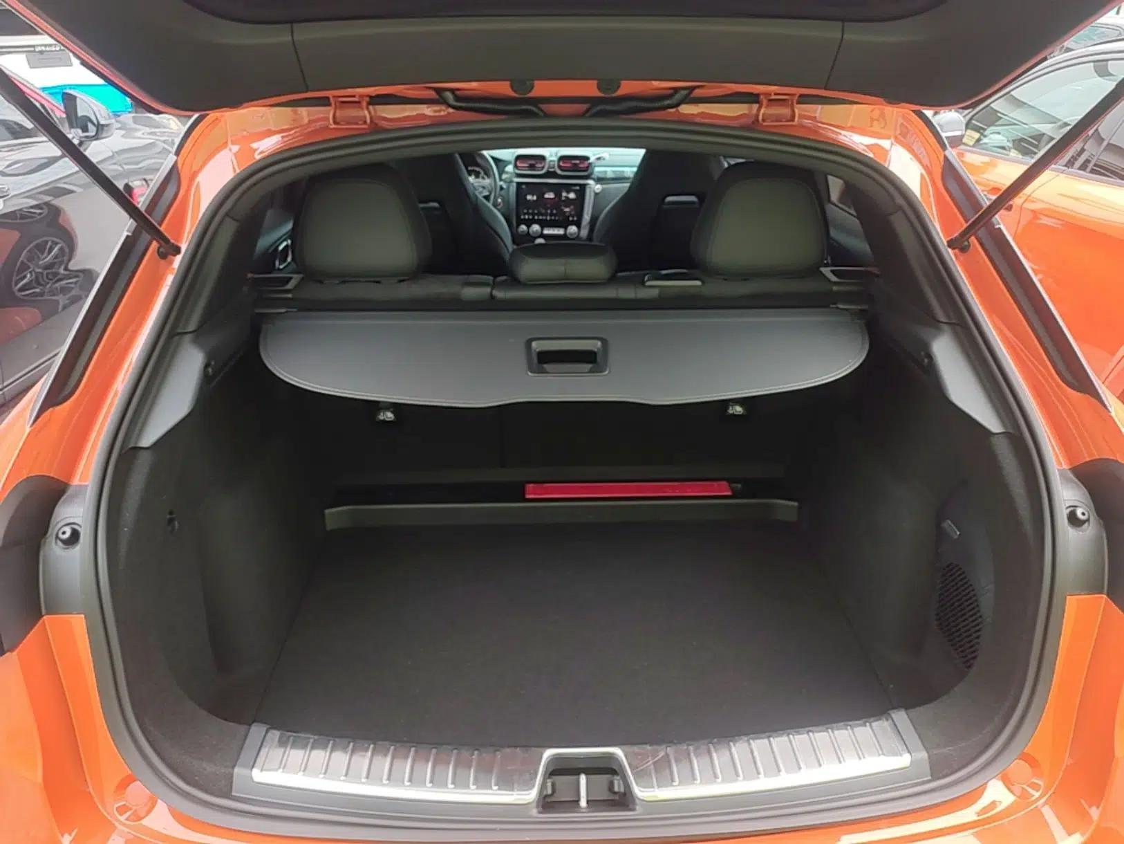 Lynk & Co 02 Hatchback 2021 2.0TD Halo — миниатюра 27