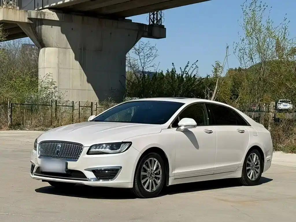 Lincoln MKZ 2017 2.0T Premium Edition — миниатюра 1