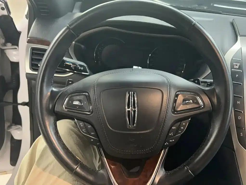 Lincoln MKZ 2017 2.0T Premium Edition — миниатюра 3